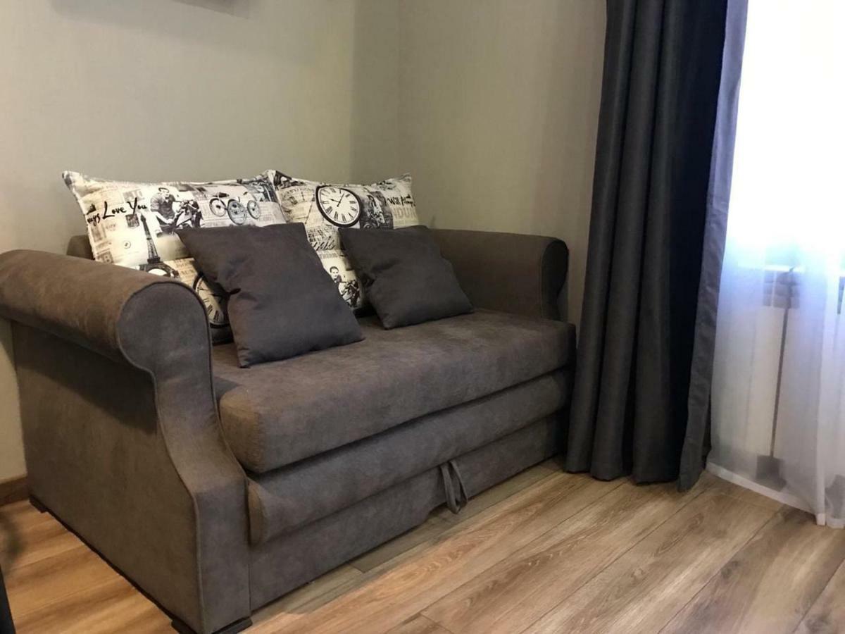 New Appartment-Studio Іn The Center Of Lviv Luaran gambar