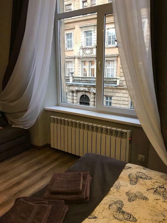 New Appartment-Studio Іn The Center Of Lviv Luaran gambar